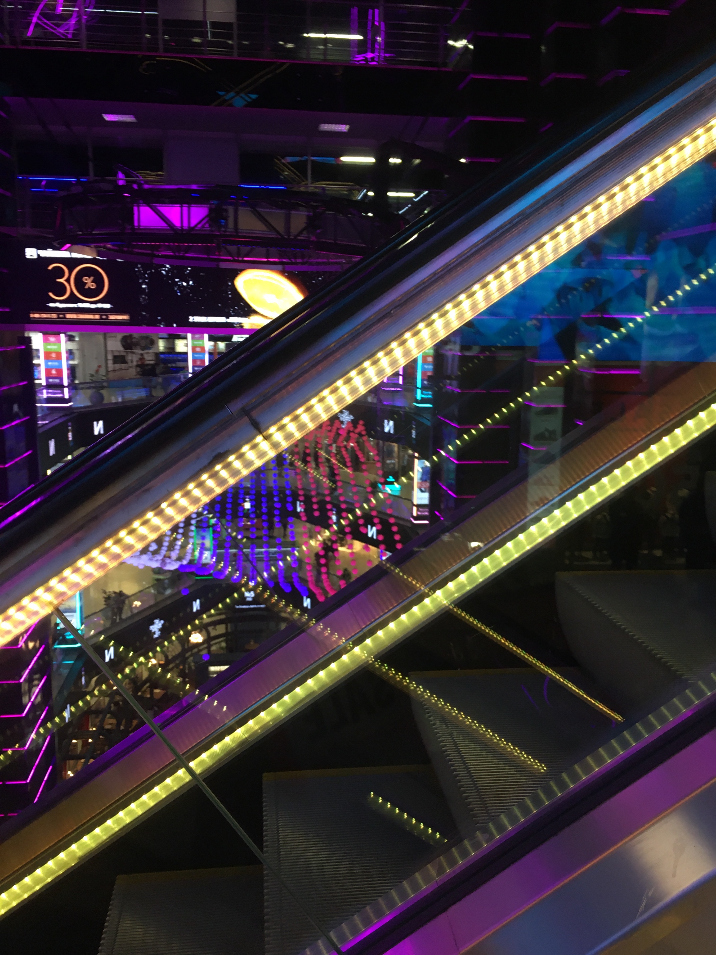 28E24F32 C899 4E7C B835 F4B667A89A04