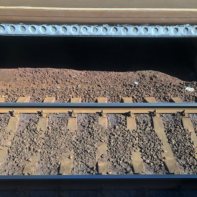 85083423 2F71 48E1 AFF8 D02E11A45FE7